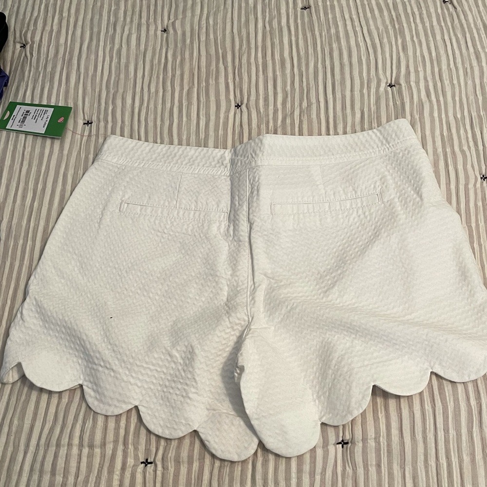 Lilly Pulitzer buttercup white shorts NWT